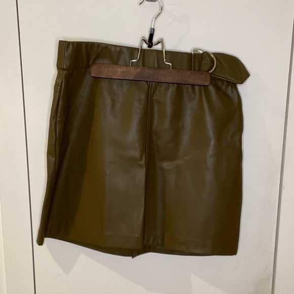 ZARA Mini Faux Leather Skirt - Picture 8 of 8